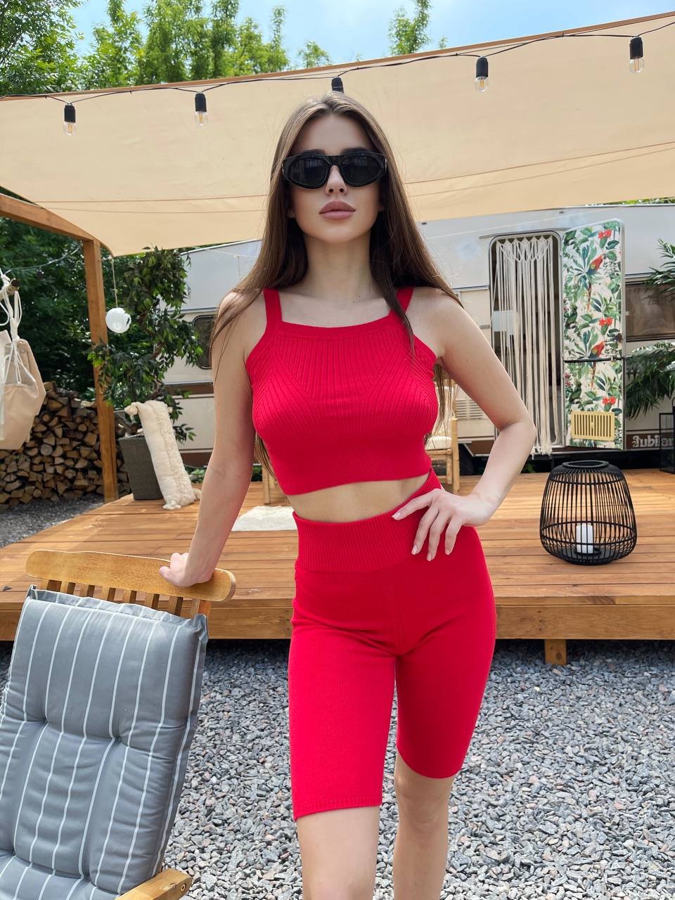 Knitted suit with bicycle shoes - Image 3