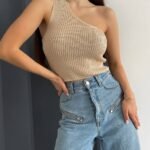 Knitted one-shoulder top