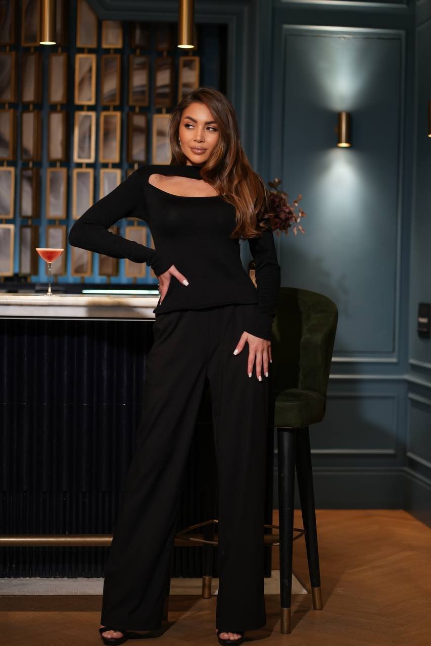 Elasticated trousers - Image 4