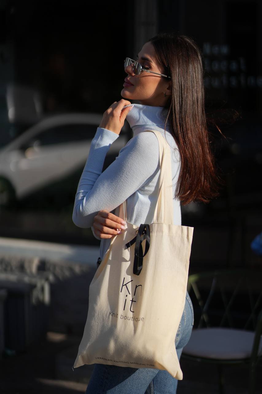 Knitted viscose turtleneck - Image 3