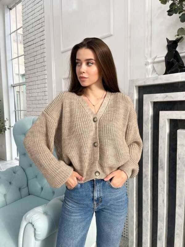 Knitted cardigan half-wool