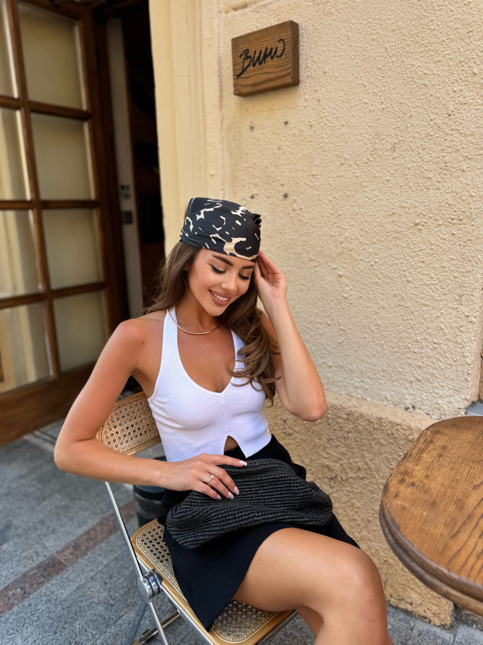 Knitted viscose top with slit - Image 5