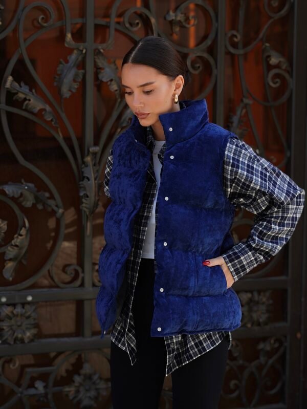 Velvet vest with collar